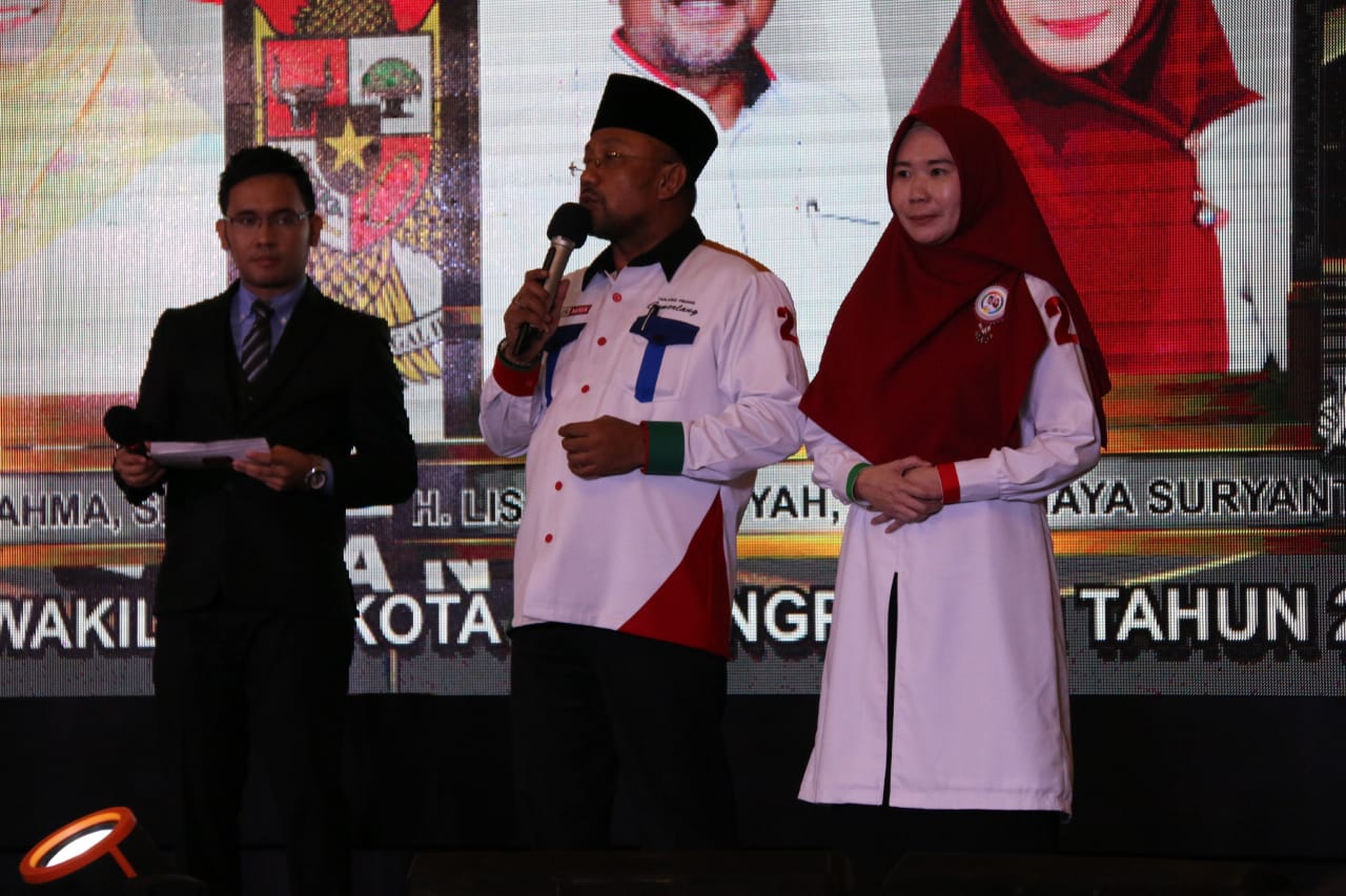 Lis Darmansyah ” Kami Akan Berikan Kemudahan Mengakses Bentuk Pelayanan Publik. Cukup Mengunakan HP Android Saja
