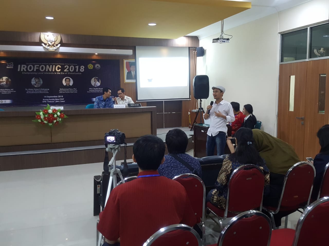 Hadapi Globalisasi, Perkuat Ekonomi Lokal