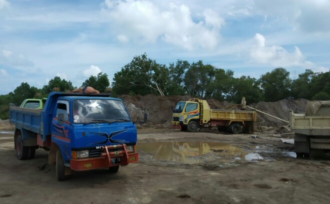 Aksi Tambang Pasir Ilegal Milik RZ Semakin Menggila