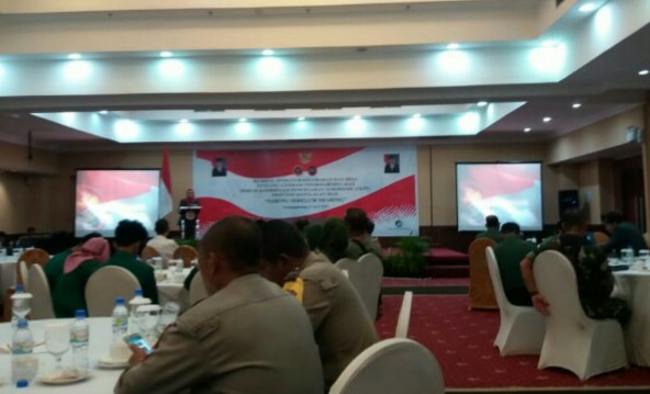 Babinsa dan Babinkantibmas Se- Tpi, Ikuti Rembuk Aparatur Kel/ Desa
