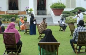 Presiden Kembali Serahkan Bantuan Modal Kerja Bagi Pelaku UMKM