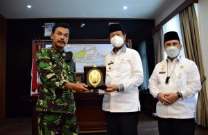 Jelang Akhir Jabatan, Gubernur Kepri, Isdianto. Berpamitan Ke DANLANTAMAL IV TPI