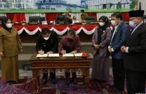 DPRD dan Pemprov Kepri Tandatangani Nota Kesepakatan RPJMD 2021-2026