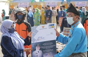 Perdana Penghargaan Walikota Rahma untuk 1000 Siswa Lewat Kantor Pos