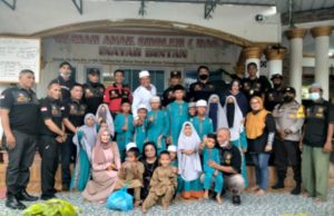 Bersama Pimda Bintan, Lembaga KPK Kepri Bagikan Ratusan Takjil dan Sembako
