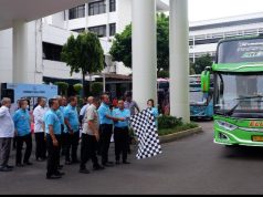 Wakil Jaksa Agung Lepas Rombongan Bus Mudik Bareng Jaksa Agung